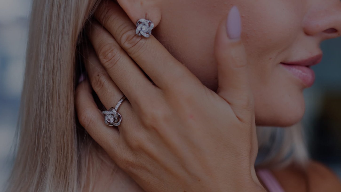 5aaa337f-dbc3-455f-8fad-cf00f0abef01